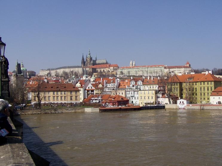 prague20060408_charles_bridge023.jpg