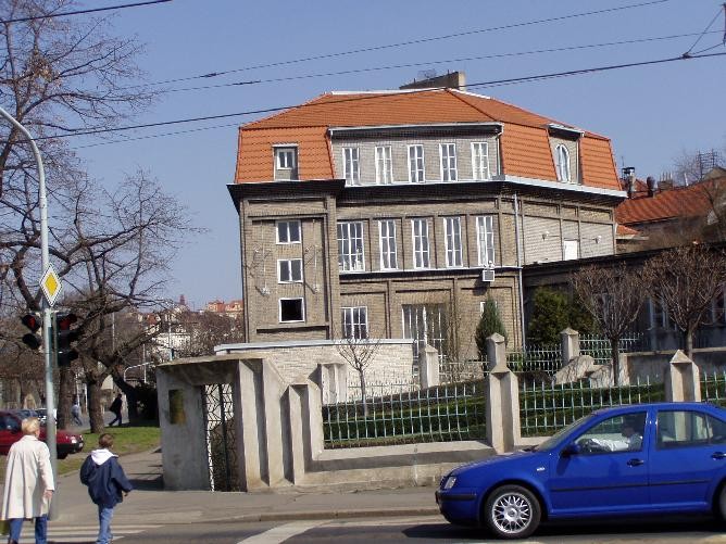 prague20060408_house064.jpg