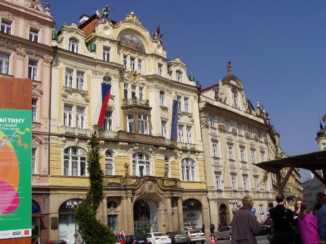 prague20060408_square036.jpg