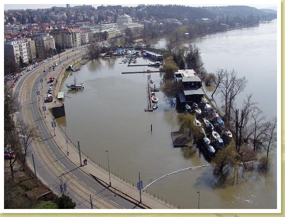 prague20060408_vsyhrad_harbor060.jpg