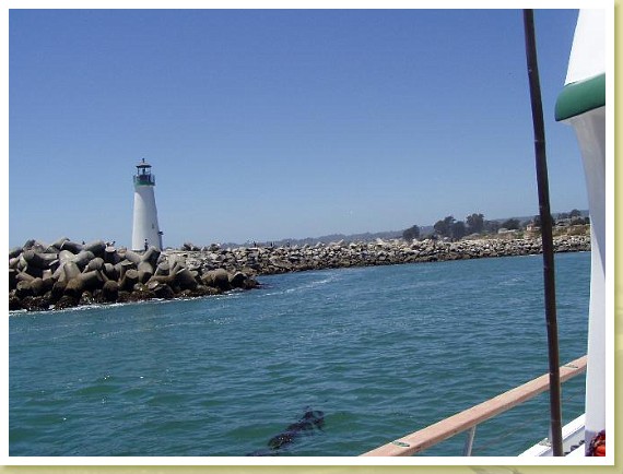 052_light_house.jpg